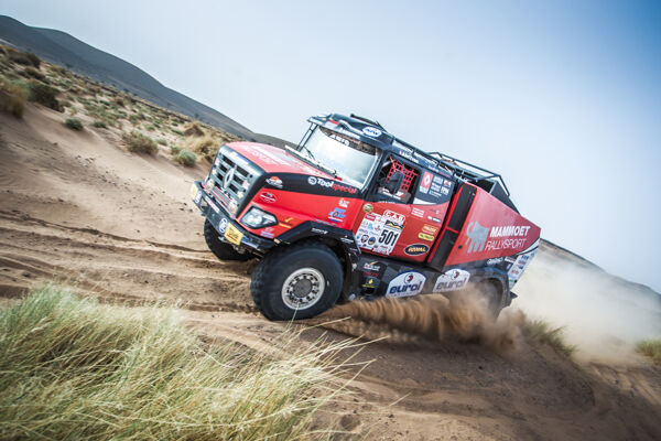 Martin-van-den-Brink_Mammoet-Rallysport_Winner_Morocco_Desert_Challenge-2017