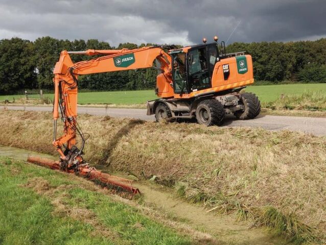 JvEsch-Case-maaimachines-beschermen-tegen-gewassappen-1024x771
