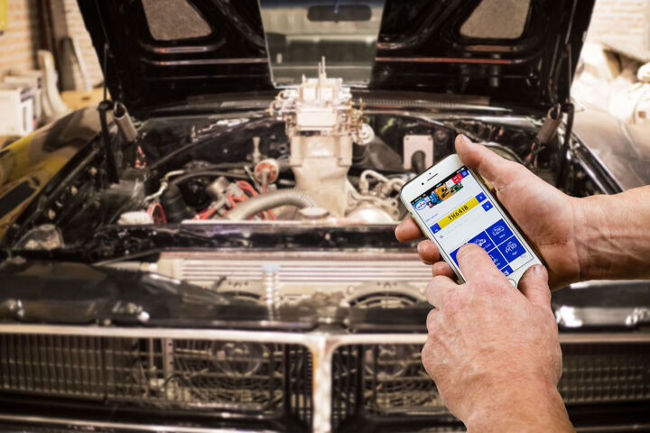 Klassieke auto's zijn opgenomen in de Eurol Productadviseur.