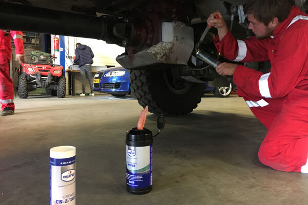 Testdag van Mammoet Rallysport voor Eurol Specialty vetten.