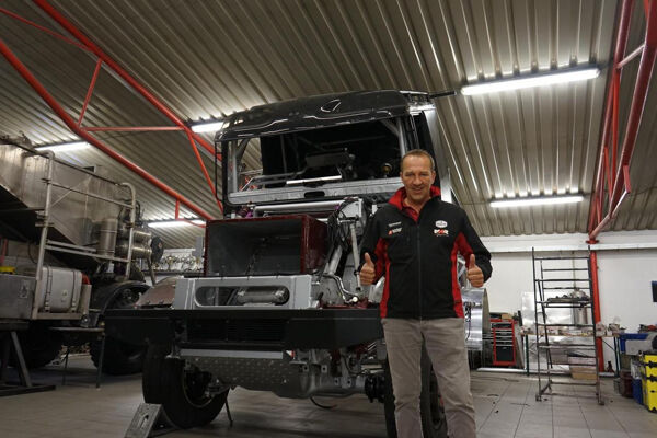 Martin-van-den-Brink_naar_Dakar-Rally-2017_Mammoet-Rallysport