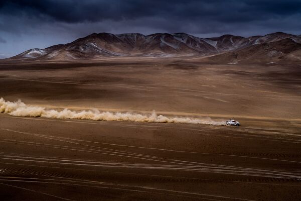 Nasser-Al-Attiyah_Winner-Stage4-Dakar-Rally-2021_Toyota-GAZOO-Racing