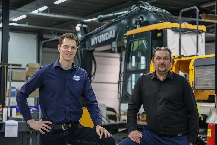 Eurol-oliekenner- -Dirk van der Veen en UMS-eigenaar Lars Kool bepleiten beiden het belang van de juiste olie, zowel vanuit levensduur als efficiëntie