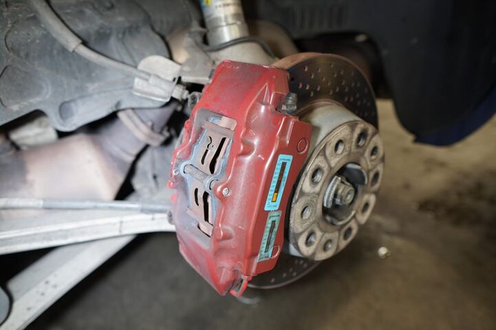 Track-Racing_Eurol-Specialty-Racing-Brake-Fluid_Remmen_Porsche-Cayman