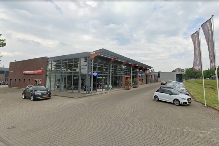 Autobedrijf-Bouwman-Garage-in-Deventer