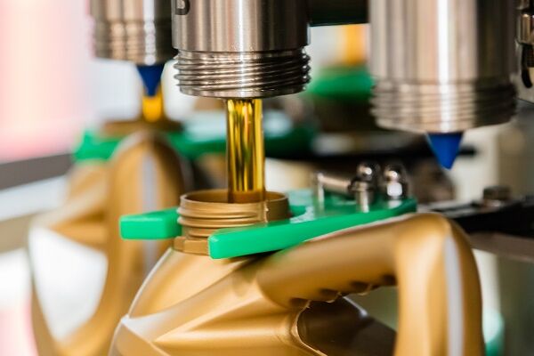 Eurol Elance 5W-30 for the latest generation Renault engines, produced by Eurol Lubricants.