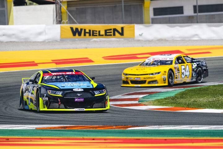 Hendriks Motorsport participe au NASCAR Eurol au circuit Ricardo Tormo à Valencia avec la Ford Mustang.