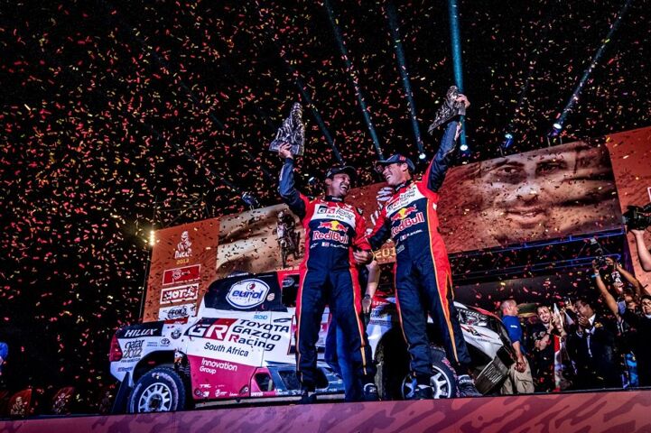 Nasser Al Attiyah und Mathieu Baumel, Gewinner der Dakar-Rallye 2019 mit Toyota GAZOO Racing und Eurol Lubricants.