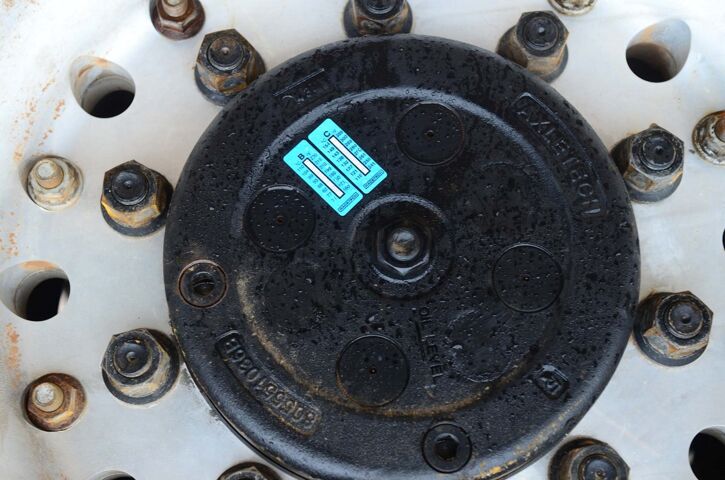 Offroad Racing Renault C 460: Eurol Specialty Racing 75W-140 - Redução do Cubo de Roda