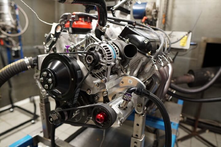 Motor V8 de 5.86L de Nascar para oval racing con Eurol Specialty Racing 0W-40.