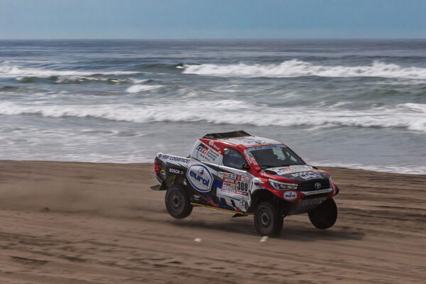 Bernhard-Ten-Brinke_Stage5-Dakar-Rally-2018_Eurol-Lubricants