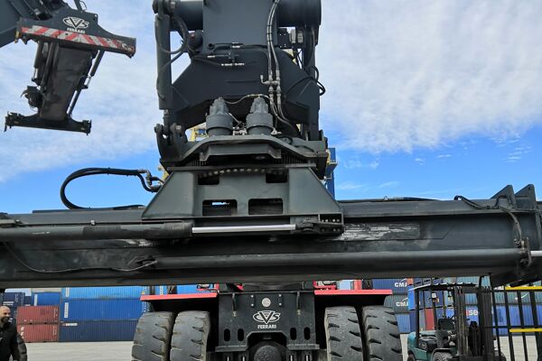 Reachstacker Tripoli